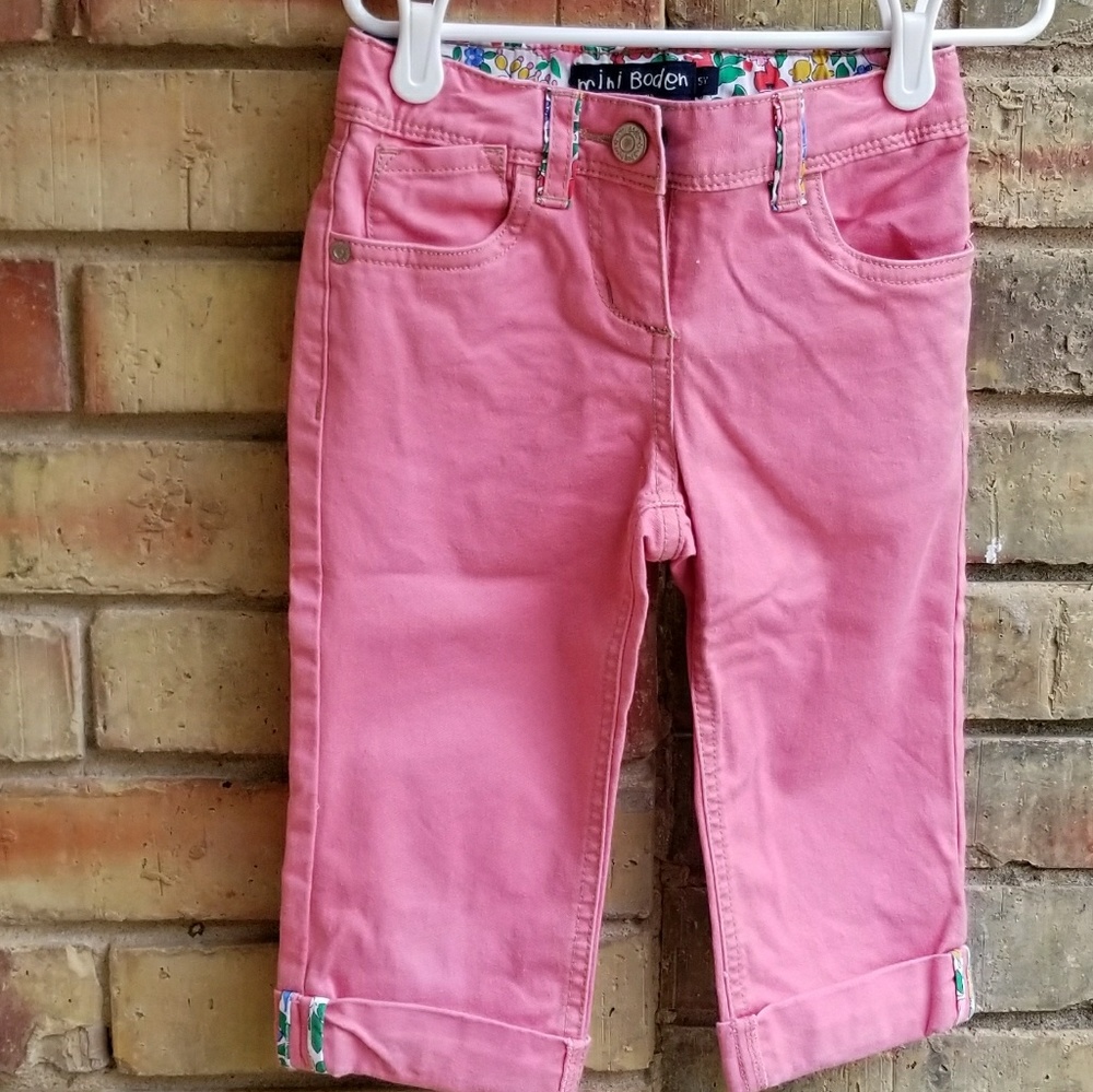 EUC Girl's Mini Boden Pink Denim Capri Pants sz 5Y